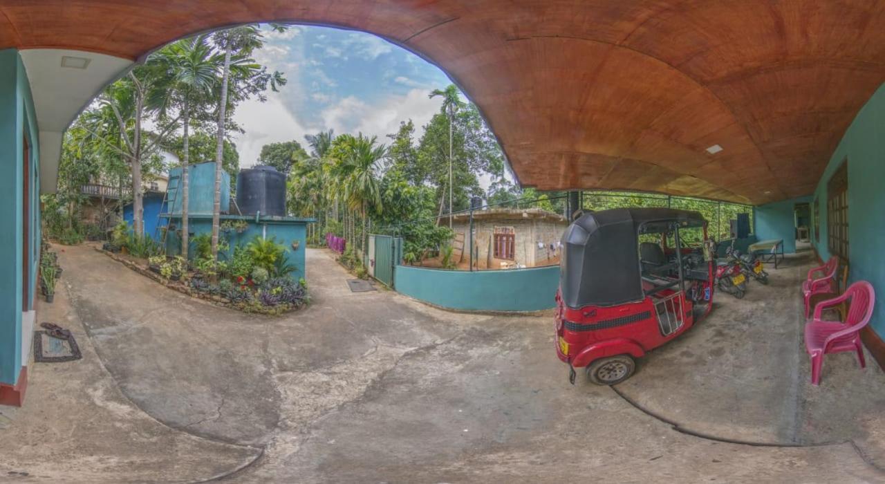 Apple Sara Home Stay Kandy Exterior photo