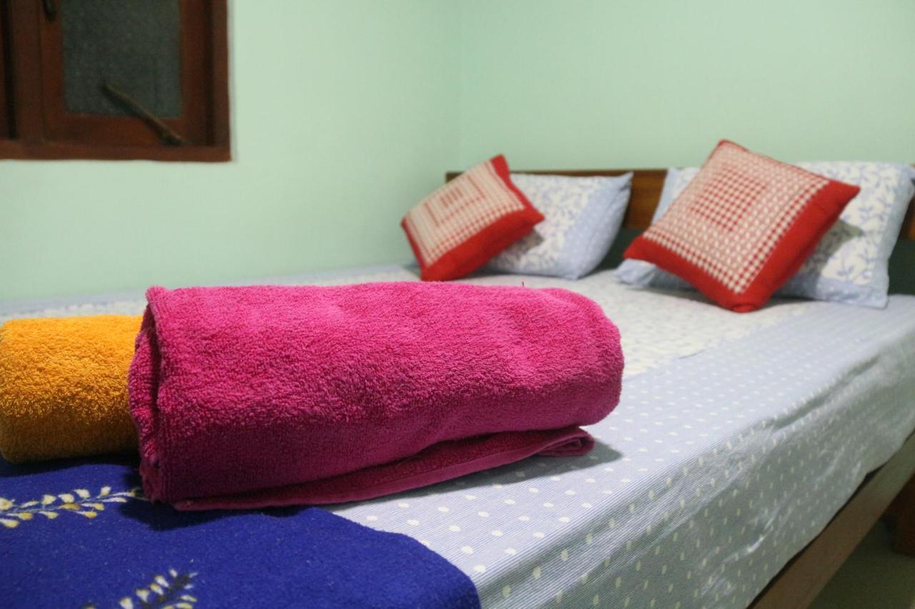 Apple Sara Home Stay Kandy Exterior photo